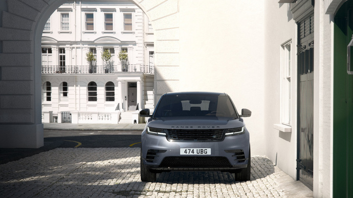 Belgravia’nın Planlı Şehir Dokusundan İlham Alan Range Rover Velar