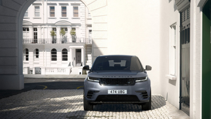 Belgravia’nın Planlı Şehir Dokusundan İlham Alan Range Rover Velar