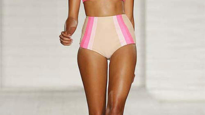 Yaz geliyor: Bikini modelleri