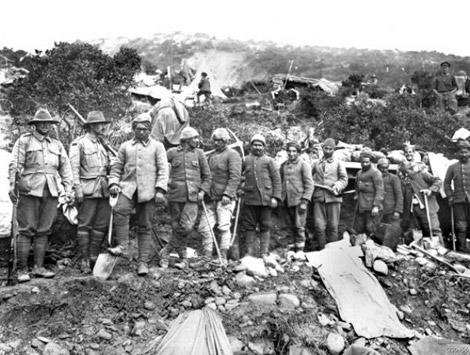 Çanakkale Zaverinin 100. yılında şehitlerimizi saygıyla anıyorum