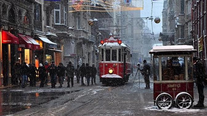 İnsan İlişkilerinde Toplum Baskısı ve Toplumun Değer Yargıları