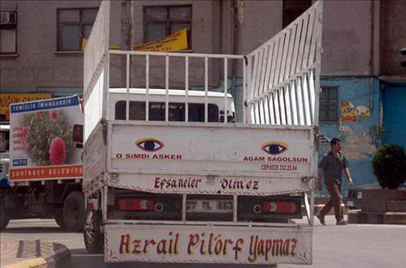 Ünlü Filozofları Kıskandıran Kamyon Arkası Yazıları