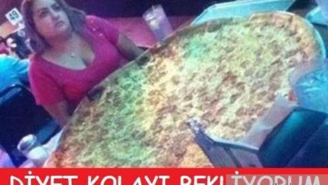 Yeme ve Tıkınma Temalı Eğlenceli Capsler