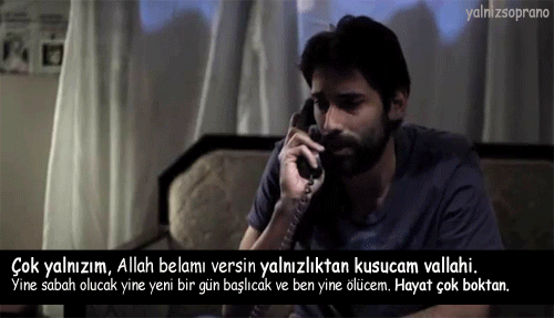 Yalnızlığı Gülerek Karşılamak