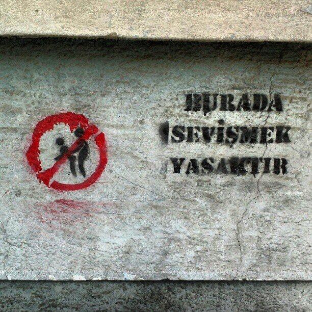 KızlarSoruyor'da Moderatörleri Delirtmenin Yolları