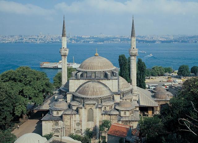 İki Cami Arası Aşk Mimar Sinan Ve Mihrimah Sultan