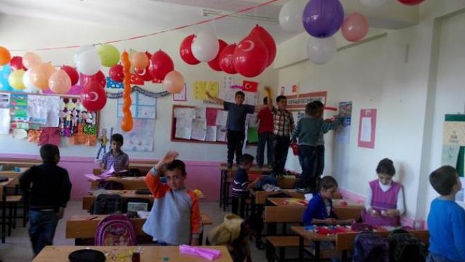 23  Nisan  Ulusal Egemenlik Ve Çocuk Bayramı... Bizim çocukluğumuzda neler yapardık?