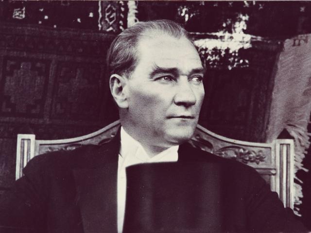 Yeter artık Türk Erkeği ile Yabancı Erkeği Karşılaştırmayın