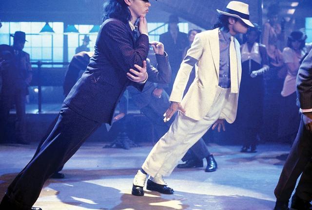 Pop Müziğinin Kralı Michael Jackson Efsanesi