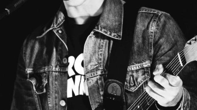 Arctic Monkeys'e Ait 15 Şarkı Önerisi