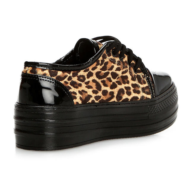 Flatform Topuk Modası