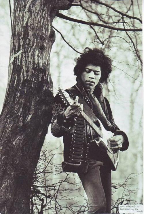 Bir Gitar Efsanesi ve Ustası; Jimi Hendrix