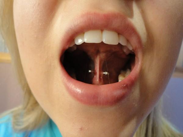 Sıradışı Yerlere Takılan Sıradışı Piercingler