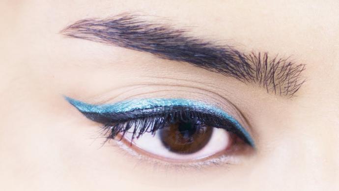 Renkli Eyeliner Makyajı