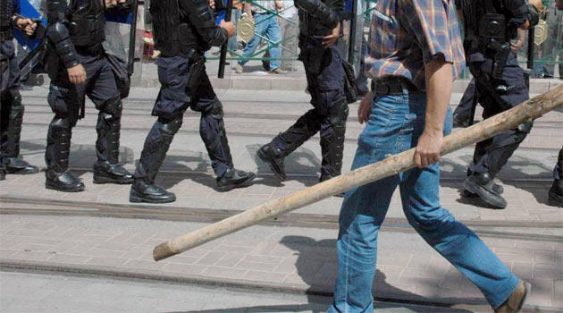 İnsanları Tanıdıkça Korktum ve Hayvanları Daha Çok Sever Oldum