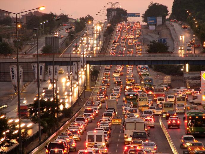 USA Today İstanbul'un Trafik Çilesini Yazdı