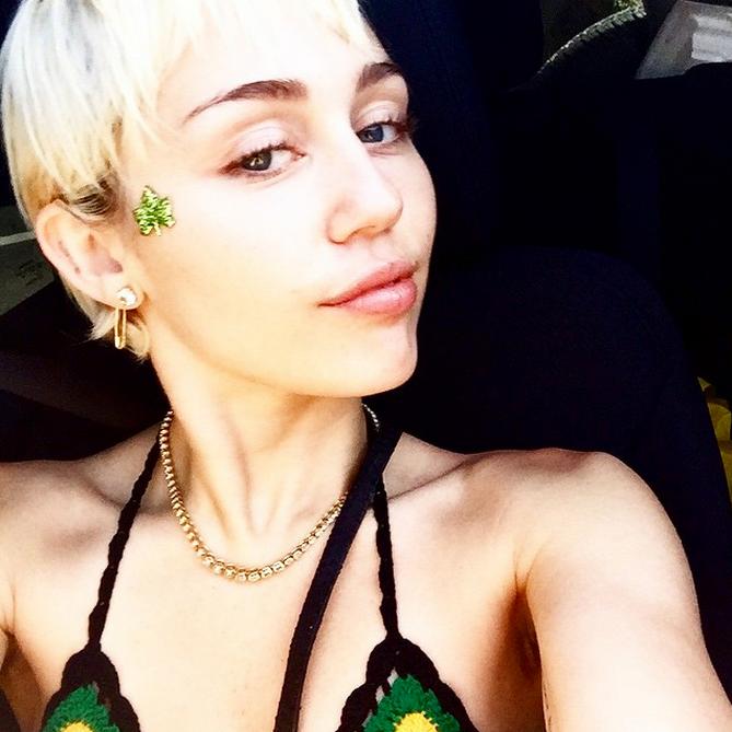 Miley Cyrus'un Değişimi - Miley Nasıl Değişti?