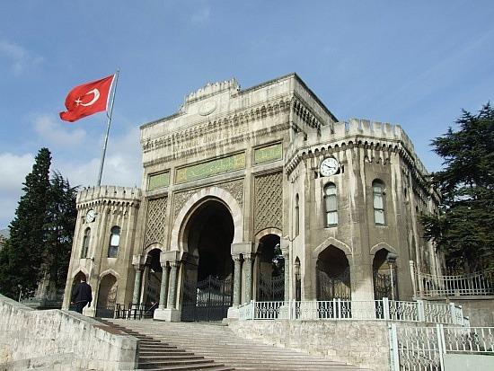 Üniversiteye Yeni Girecekler: Üniversite/Bölüm Tercihinizi Neye Göre Yapacaksınız?
