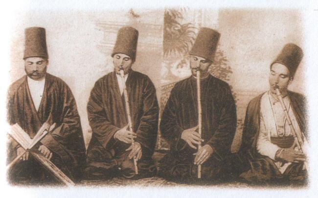 Türk Müziği - Batı Müziği, Tek Seslilik - Çok Seslilik Meselesi