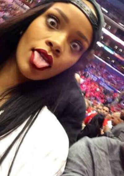 Rihanna, 10 Maddede Bambaşka Bir Riri