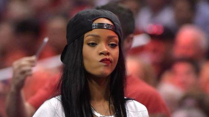 Rihanna, 10 Maddede Bambaşka Bir Riri 