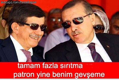 Siyasetçilerin En Komik Capsleri