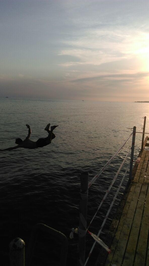 Neden mi Deniz, Kum, Güneş?