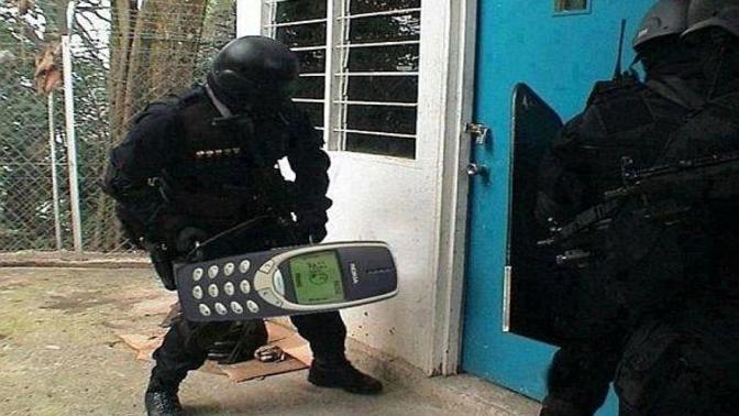 Eski Telefonlar mı, Akıllı Telefonlar mı?