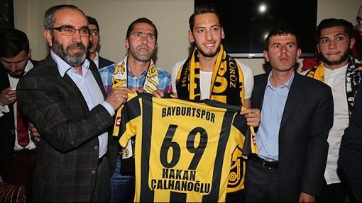 Türkiye'nin Parlayan Yıldızı Hakan Çalhanoğlu'nu Tanıyalım..