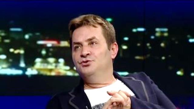 Televizyon Ekranlarına Yakışmayan Erkek Ünlüler!