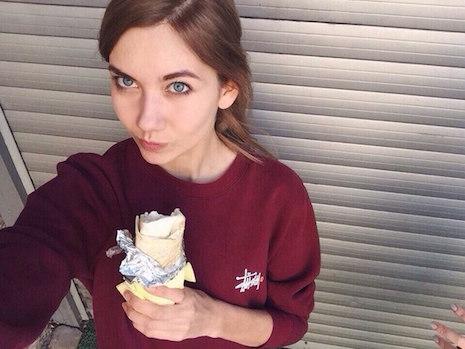 Yeni Moda: Dürüm Yerken Selfie