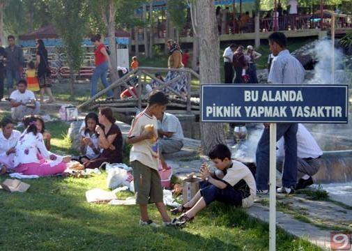 Türkler Piknikte!