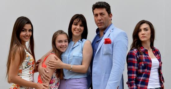 Yaz Dizilerilerine Eleştirel Bakış