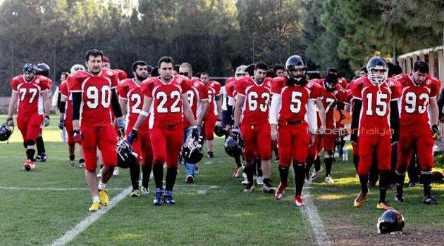 Türkiyede Korumalı Futbol (Amerikan Futbolu)