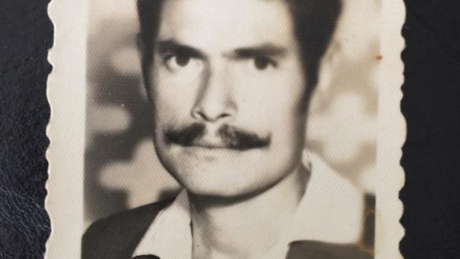 Güzel Kızların Yanındaki Kroları Açıklıyorum