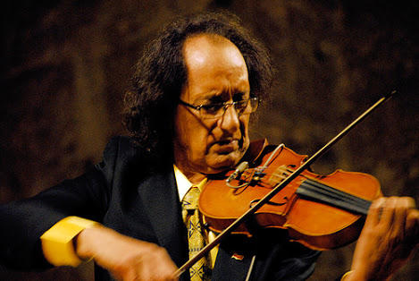 Kemanı ağlatan adam "Farid Farjad "
