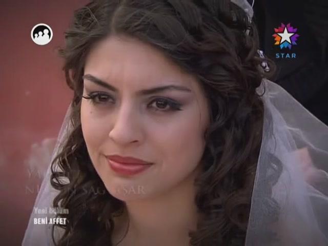 Gaye Turgut Bugün 15.00'te KizlarSoruyor'a Konuk Oluyor