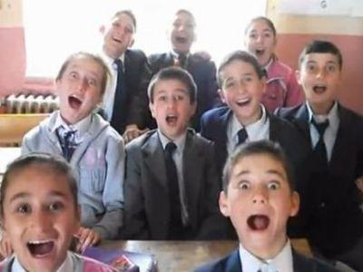 Mavi Gözlü İnsanların Yaşadığı 10 Olumsuz Durum