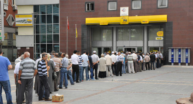 İnsan Olarak Aslında Biz de Kuyrukluyuz