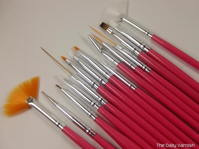 Nail Art Yardımcı Malzemeleri Nelerdir? Nail Art Ürünleri ve İzlenimlerimle Birlikte
