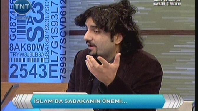 Tuhaf Saç Stillerine Sahip Olan Tanınmış Simalar