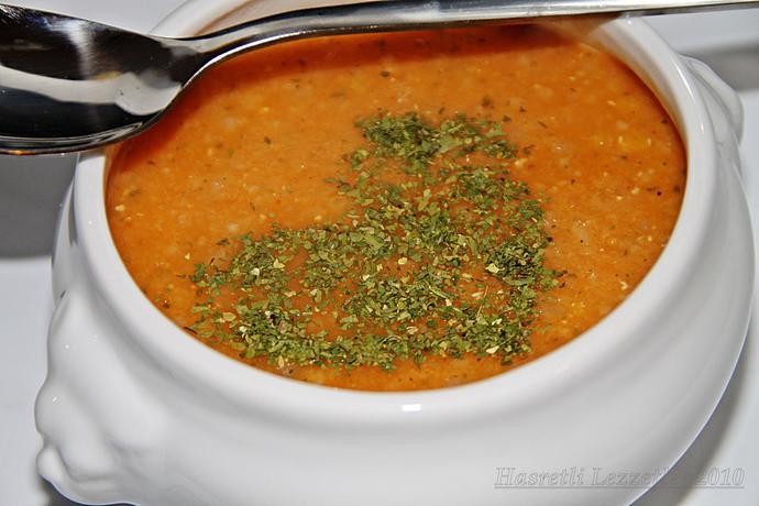 Mutlu ve Aşk Dolu Bir Yuvanın Sabah Kahvaltısı