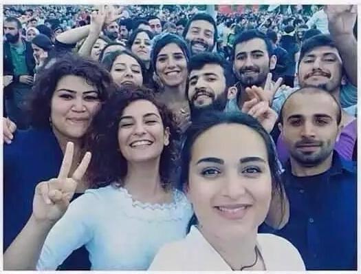 Suruç Katliamı Kurbanlarından Kalan Fotoğraflar