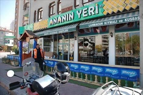 En Komik Dükkan, İş Yeri Tabelaları