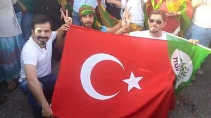 Hala Kürt Türk Ayrımı Yapan Var mı?