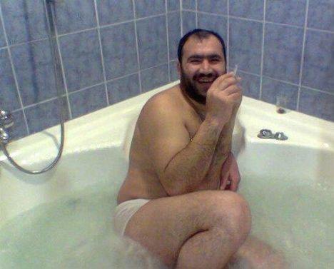 Bu Bir Başkaldırıdır! Sen de Katıl Aramıza Çirkin İnsan