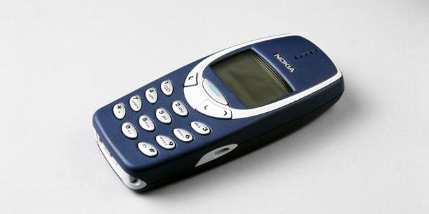 Cep telefonlarına servet harcanılır