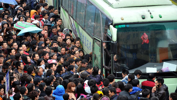 Metrobüsün İnsanlara Yaşattığı Sinir Bozucu Durumlar