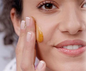 Güzel Bir Cilt İçin Peeling Tarifleri