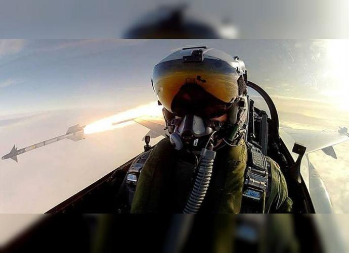 Pek Bir Garip Selfieler